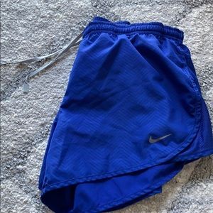 Running shorts